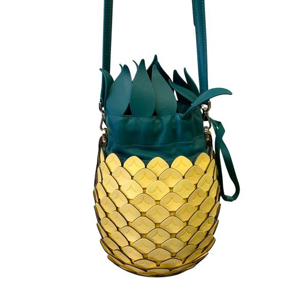 Kate Spade Picnic Pineapple Crossbody Bag Novelty Purse Yellow Green Leather - Picture 1 of 7